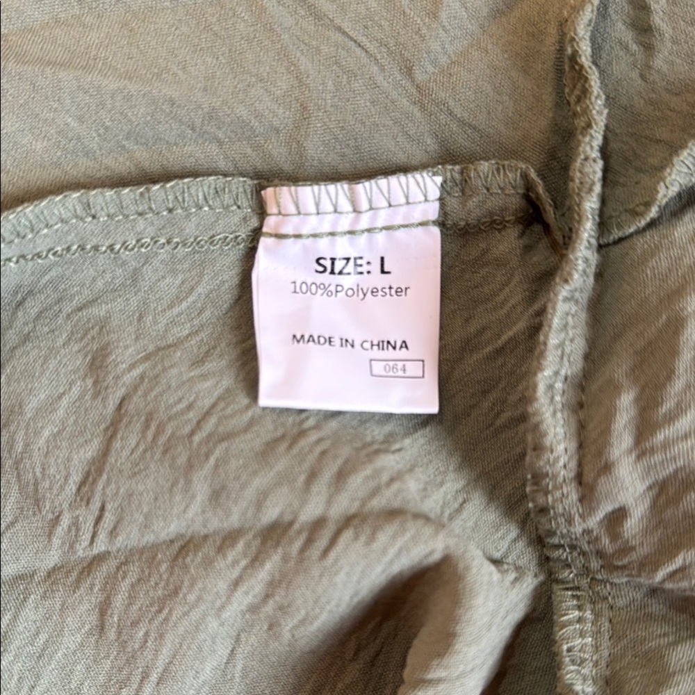 Green Ruffle V-Neck Dress - Picture 5 of 5